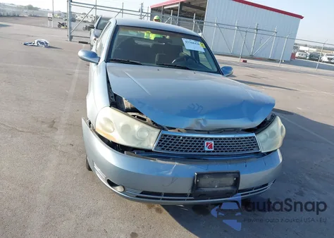 2004 Saturn L300 2 из США, поврежденный, VIN 1G8JD54R44Y502249